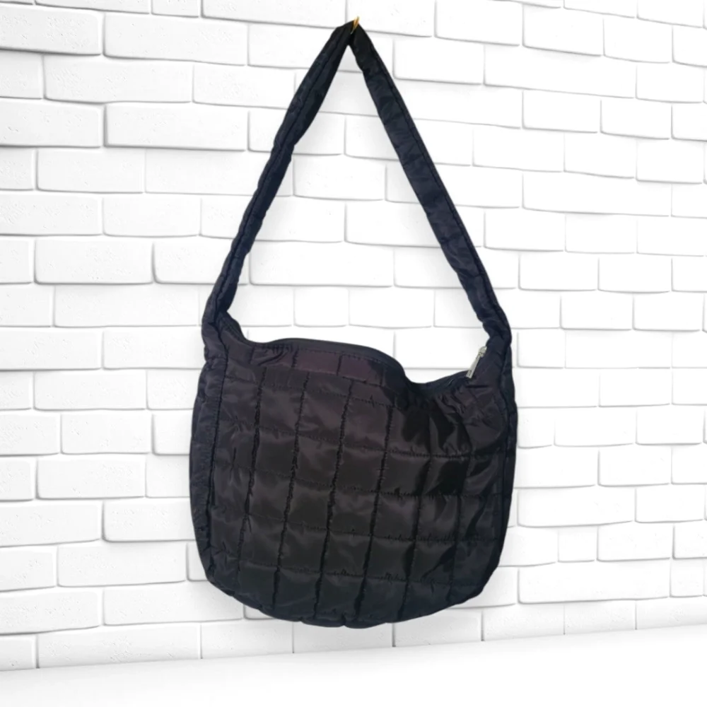 Black Quilted Puffer Shoulder Bag Lightweight Zip Tote Light-Colored Interior